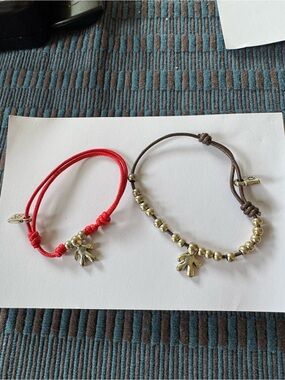 UNO de 50 Red and Brown Cord Bracelets with Silver Tone Beads and Charms-st of 2